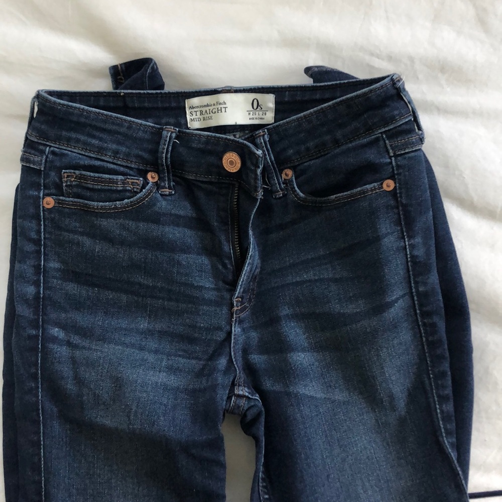 Abercrombie & Fitch Straight Mid-rise Jeans